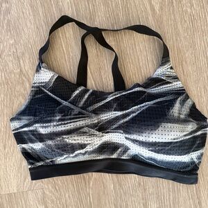 Victoria Secret Sport lightweight sports bra 34D